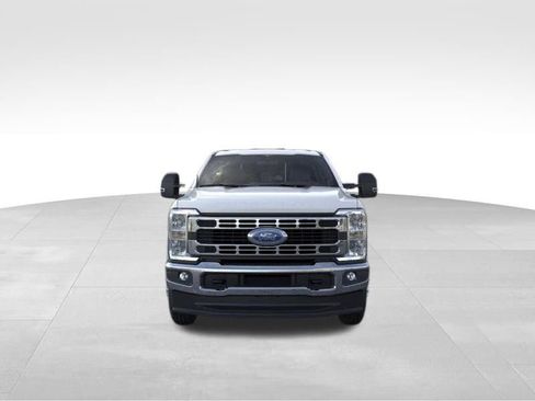 New 2025 Ford F350 XL w/ XL Chrome Package AWD/4WD image 6