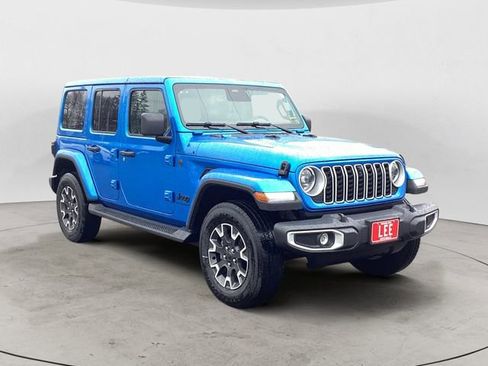 New 2026 Jeep Wrangler Unlimited Sahara AWD/4WD image 8