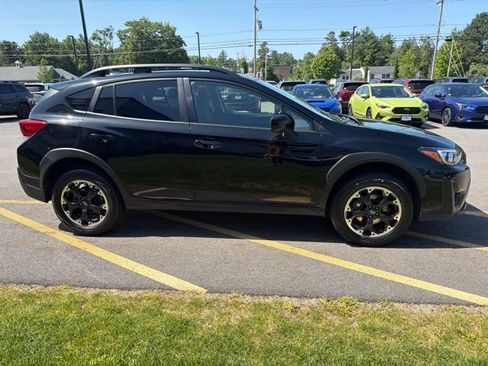 Used 2021 Subaru Crosstrek 2.0i Premium AWD/4WD image 4
