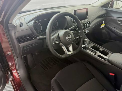 Used 2025 Nissan Sentra SV FWD image 7