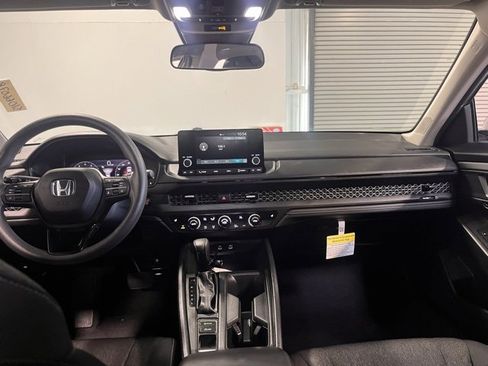 Used 2024 Honda Accord EX image 20