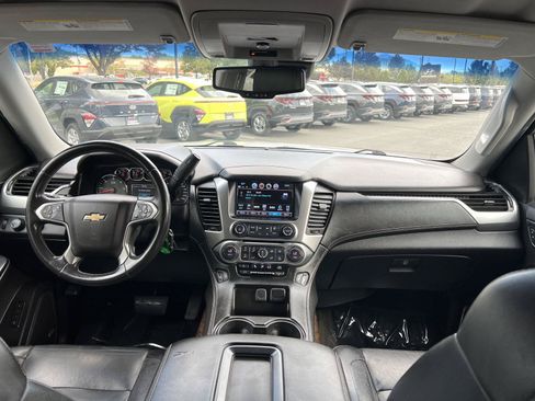 Used 2017 Chevrolet Suburban LT AWD/4WD image 24