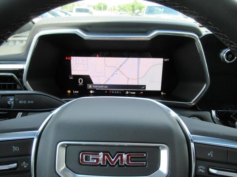 New 2026 GMC Canyon Elevation w/ Convenience Package RWD image 27