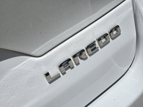 Certified 2023 Jeep Grand Cherokee Laredo w/ Luxury Tech Group I AWD/4WD image 11