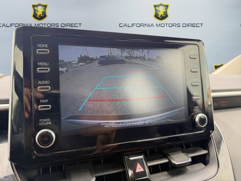 Used 2020 Toyota Corolla LE w/ Carpet Mat Package (TMS) FWD image 13