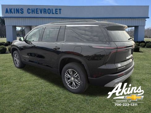 New 2026 Chevrolet Traverse LT FWD image 3