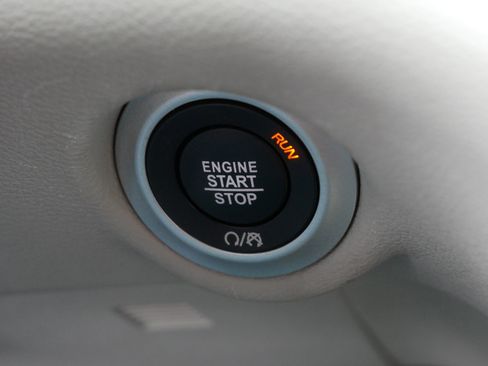 Certified 2023 Chrysler Voyager LX FWD image 26