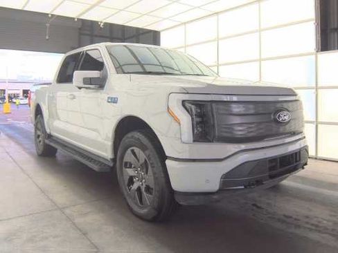 Used 2024 Ford F150 Lightning Lariat AWD/4WD image 4