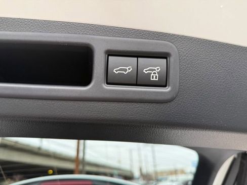 New 2026 Lexus RX 450h AWD image 31