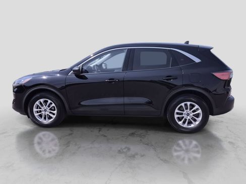 Used 2022 Ford Escape SE w/ Cold Weather Package AWD/4WD image 5