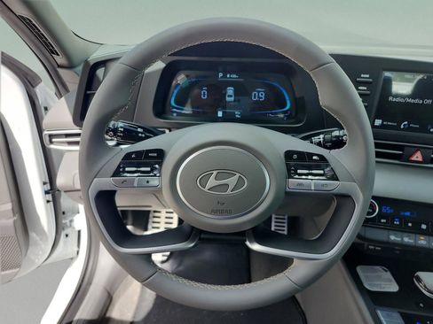 New 2026 Hyundai Elantra Sport FWD image 25