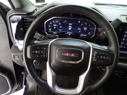 Certified 2023 GMC Sierra 1500 Elevation w/ LPO, Elevation Black Package AWD/4WD image 6