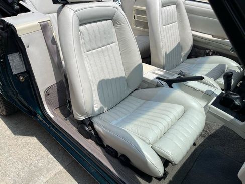 Used 1990 Ford Mustang LX RWD image 39