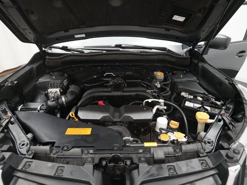 Used 2017 Subaru Forester 2.5i w/ Alloy Wheel Package image 3