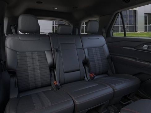 Used 2026 Ford Explorer ST-Line w/ ST-Line Street Pack AWD/4WD image 11