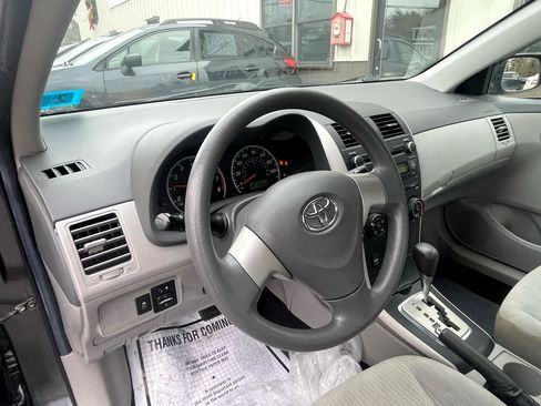 Used 2010 Toyota Corolla LE image 12