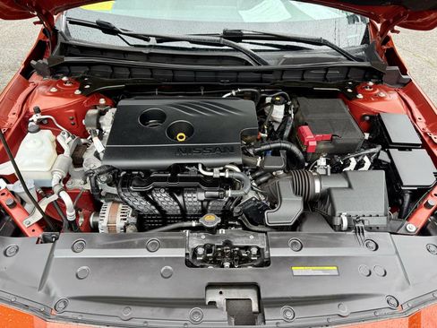 Used 2020 Nissan Altima 2.5 SR w/ Premium Package FWD image 38