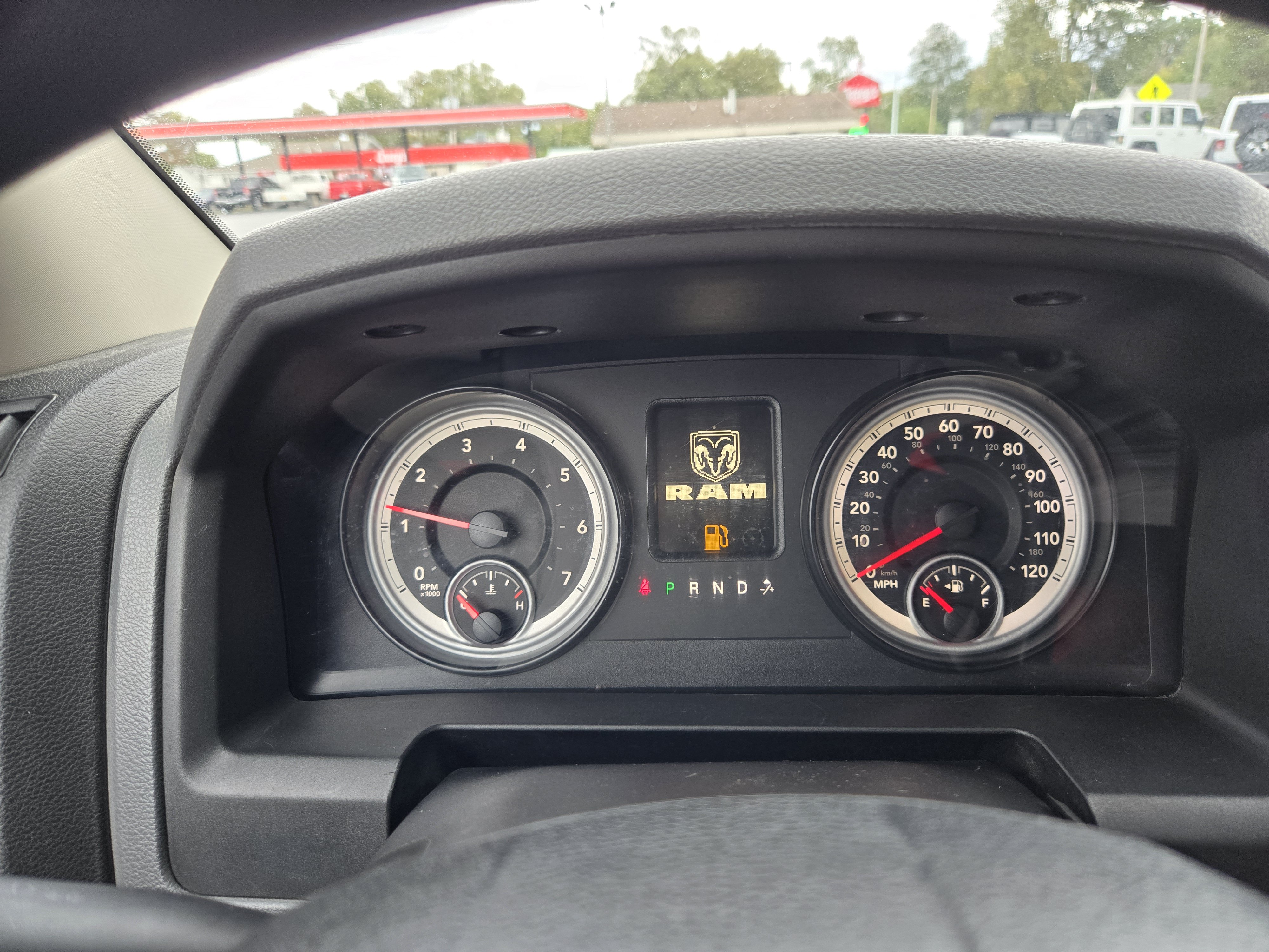 Used 2014 RAM 1500 ST w/ SXT Appearance Group AWD/4WD image 14