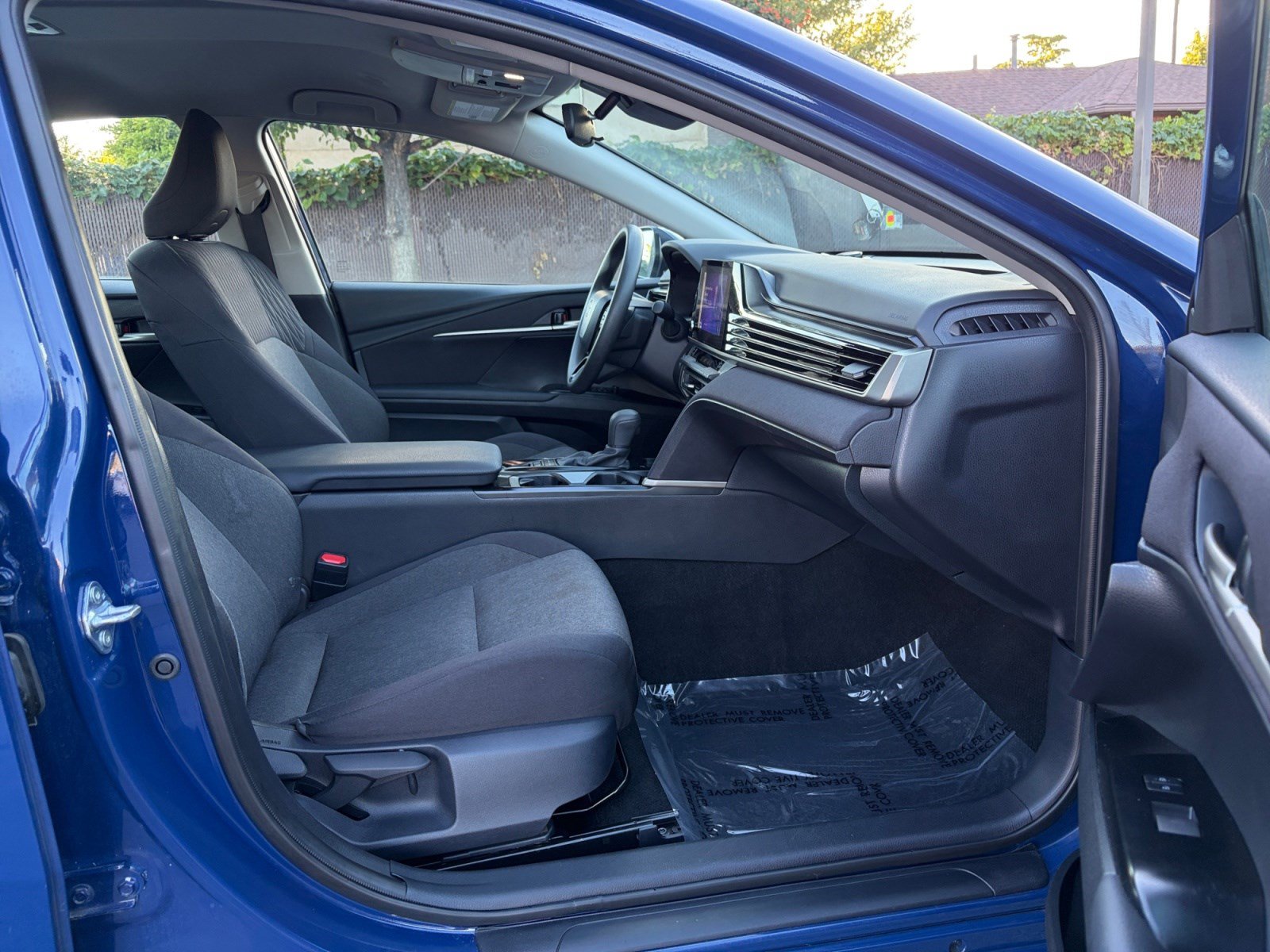 Used 2025 Toyota Camry LE FWD image 29