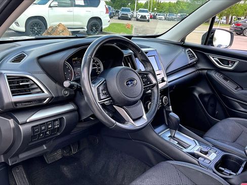 Used 2021 Subaru Forester Premium AWD/4WD image 16