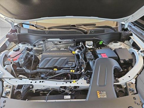 New 2026 Chevrolet Trax LT w/ Driver Confidence Package FWD image 16
