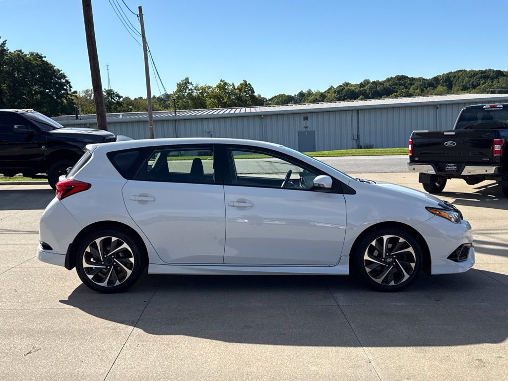 Used 2016 Scion iM FWD image 15
