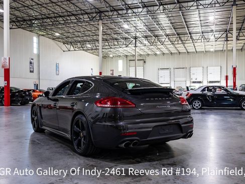 Used 2016 Porsche Panamera 4S AWD/4WD image 5