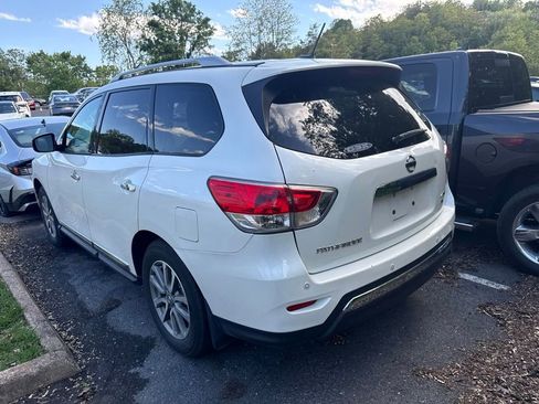 Used 2016 Nissan Pathfinder SL AWD/4WD image 6