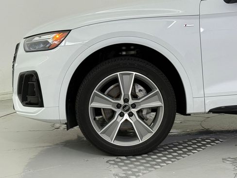 Certified 2025 Audi Q5 2.0T Premium image 25
