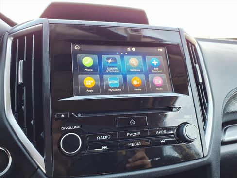 Used 2020 Subaru Forester Premium image 24