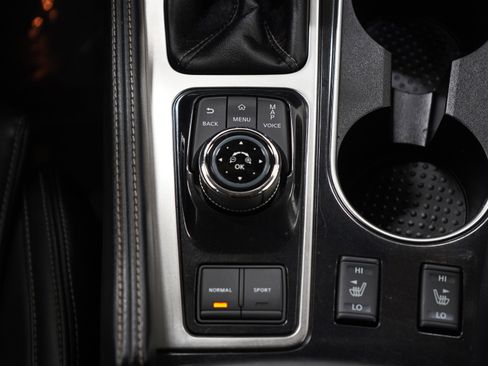 Used 2017 Nissan Maxima 3.5 SV FWD image 17