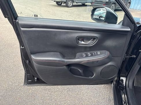 Used 2025 Honda HR-V Sport image 7