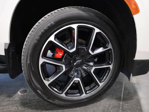 Used 2022 Chevrolet Tahoe RST w/ Luxury Package image 10