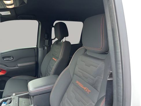 Used 2024 Nissan Frontier PRO-4X w/ Pro Convenience Package image 26