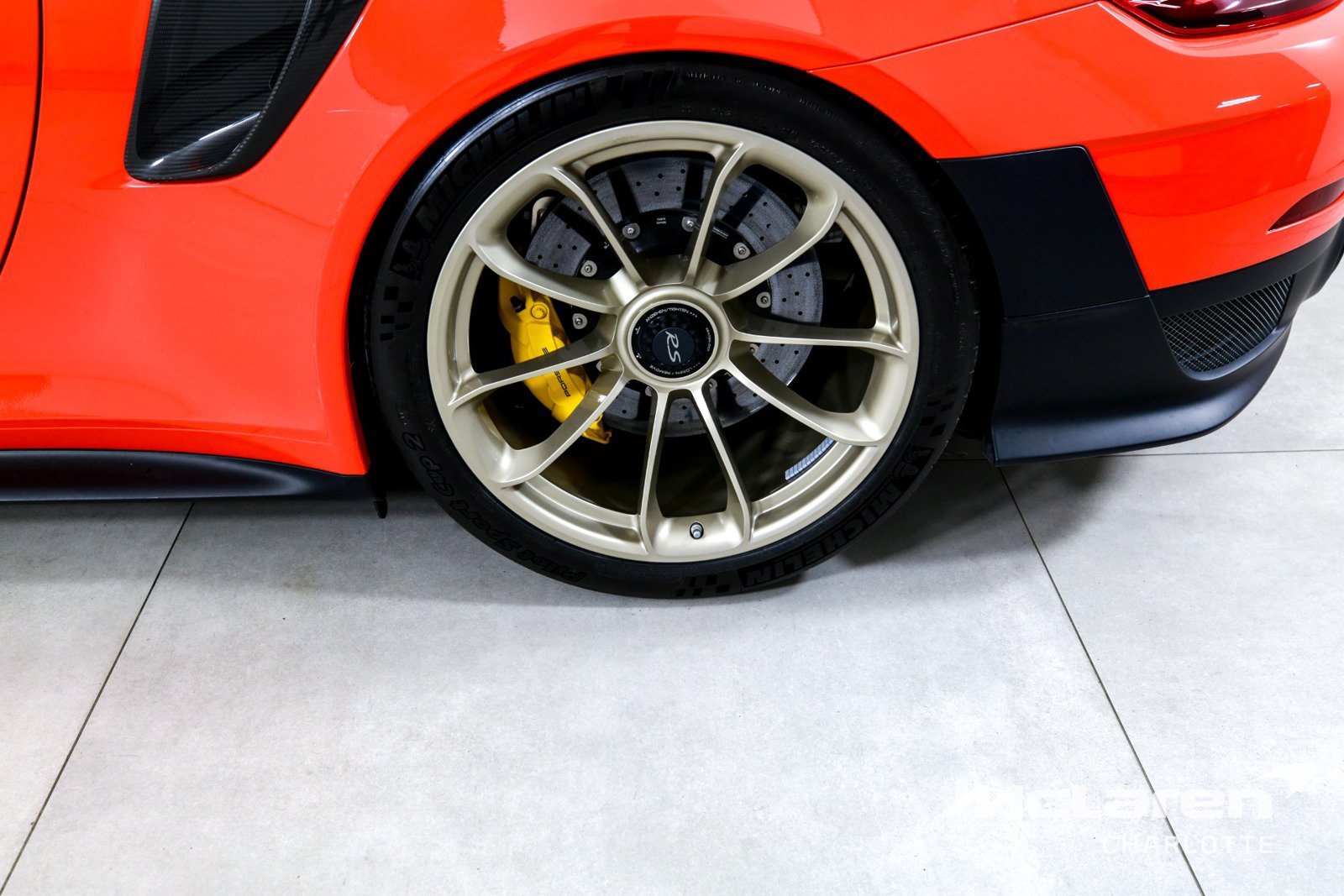 Used 2018 Porsche 911 GT2 RS RWD image 27