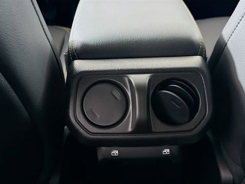 New 2025 Jeep Gladiator Sport image 23