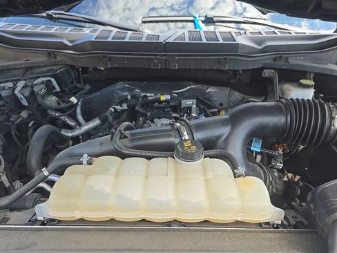 Used 2023 Ford F150 Lariat w/ Equipment Group 502A High AWD/4WD image 16