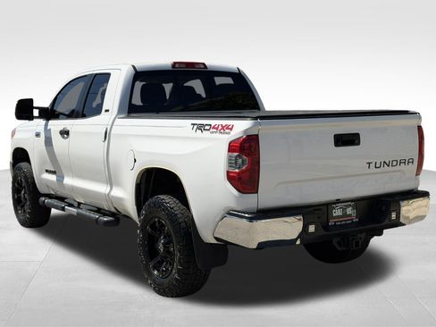 Used 2015 Toyota Tundra SR5 w/ TRD Off Road Package AWD/4WD image 9