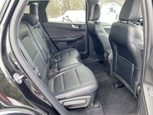 Used 2023 Ford Escape Platinum image 30