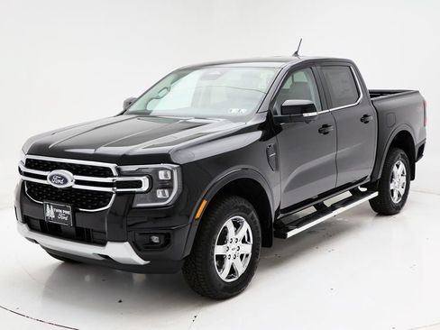 New 2025 Ford Ranger Lariat w/ Chrome Accent Package image 2