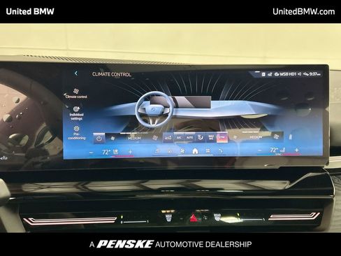 Used 2026 BMW 530i w/ M Sport Package RWD image 19