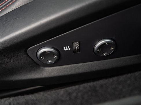 Used 2017 Ferrari California T RWD image 54