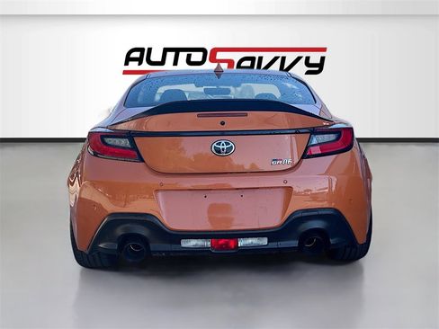 Used 2023 Toyota GR86 10th Anniversary SE image 6