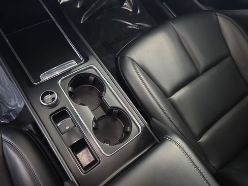 Used 2023 Lincoln Corsair AWD image 25