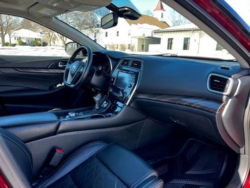 Used 2018 Nissan Maxima Platinum image 20