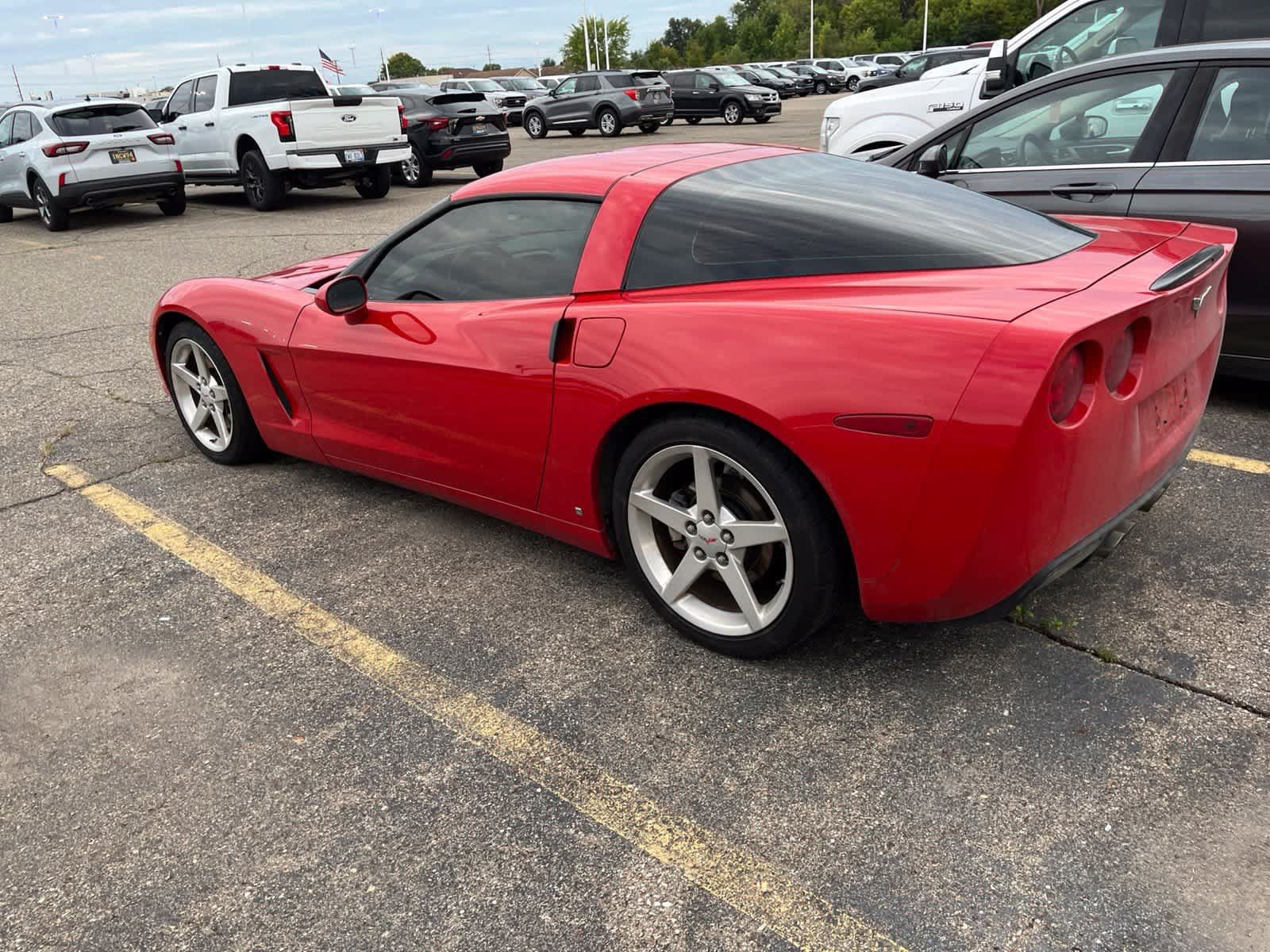 Used 2006 Chevrolet Corvette Coupe w/ Preferred Equipment Group RWD image 10