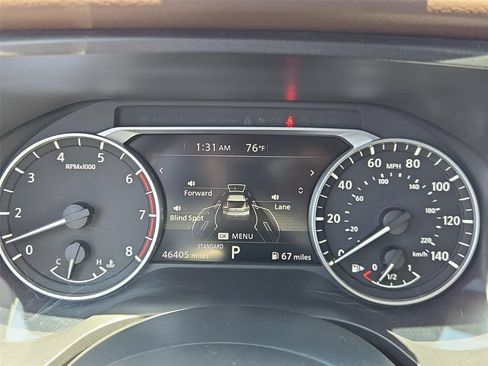 Used 2021 Nissan Rogue SV FWD image 3