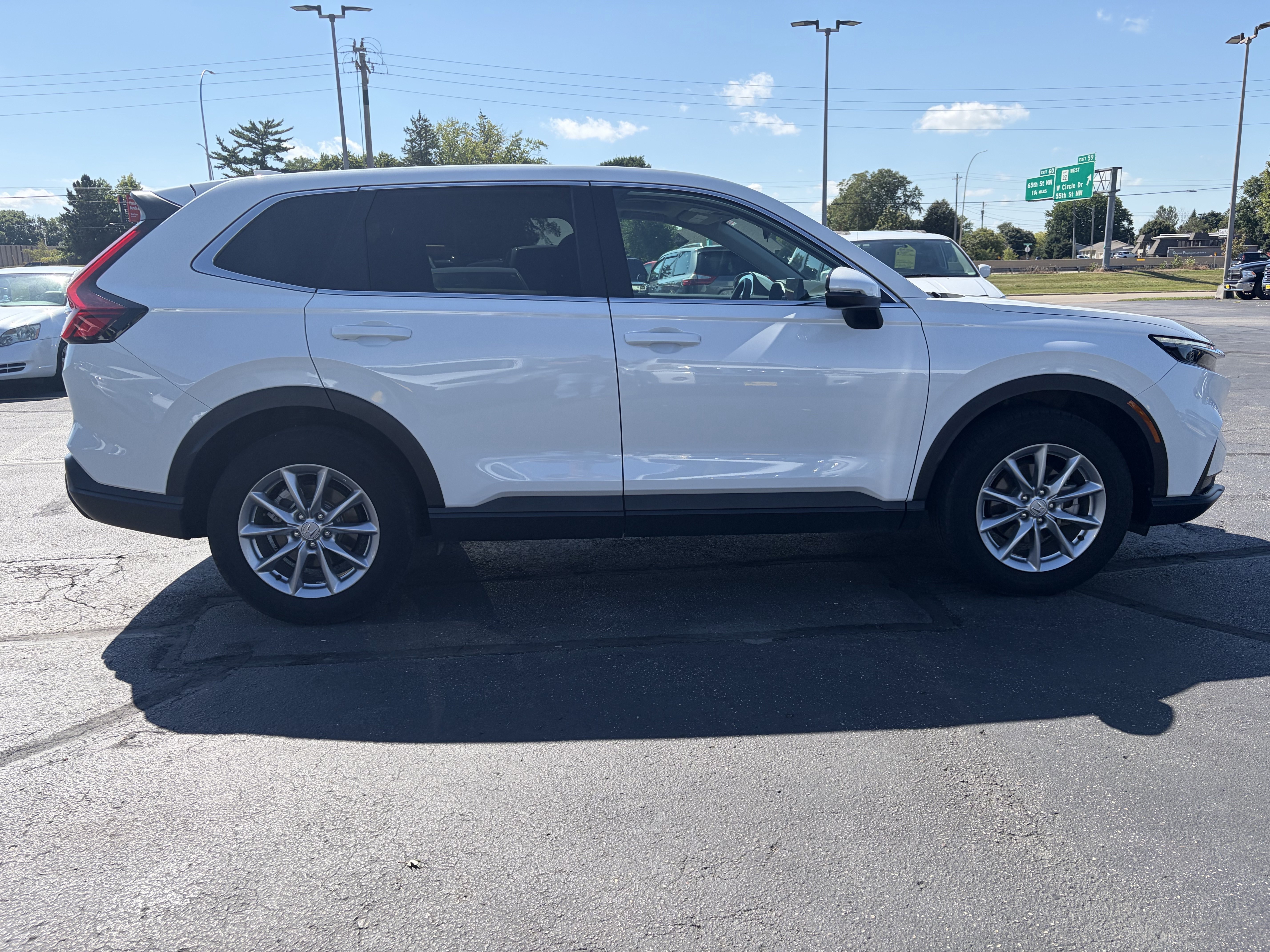 Used 2026 Honda CR-V EX image 6