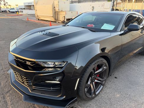 Used 2019 Chevrolet Camaro SS RWD image 10