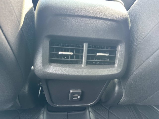 Certified 2024 Chevrolet Equinox LT w/ LPO, Floor Liner Package AWD/4WD image 22